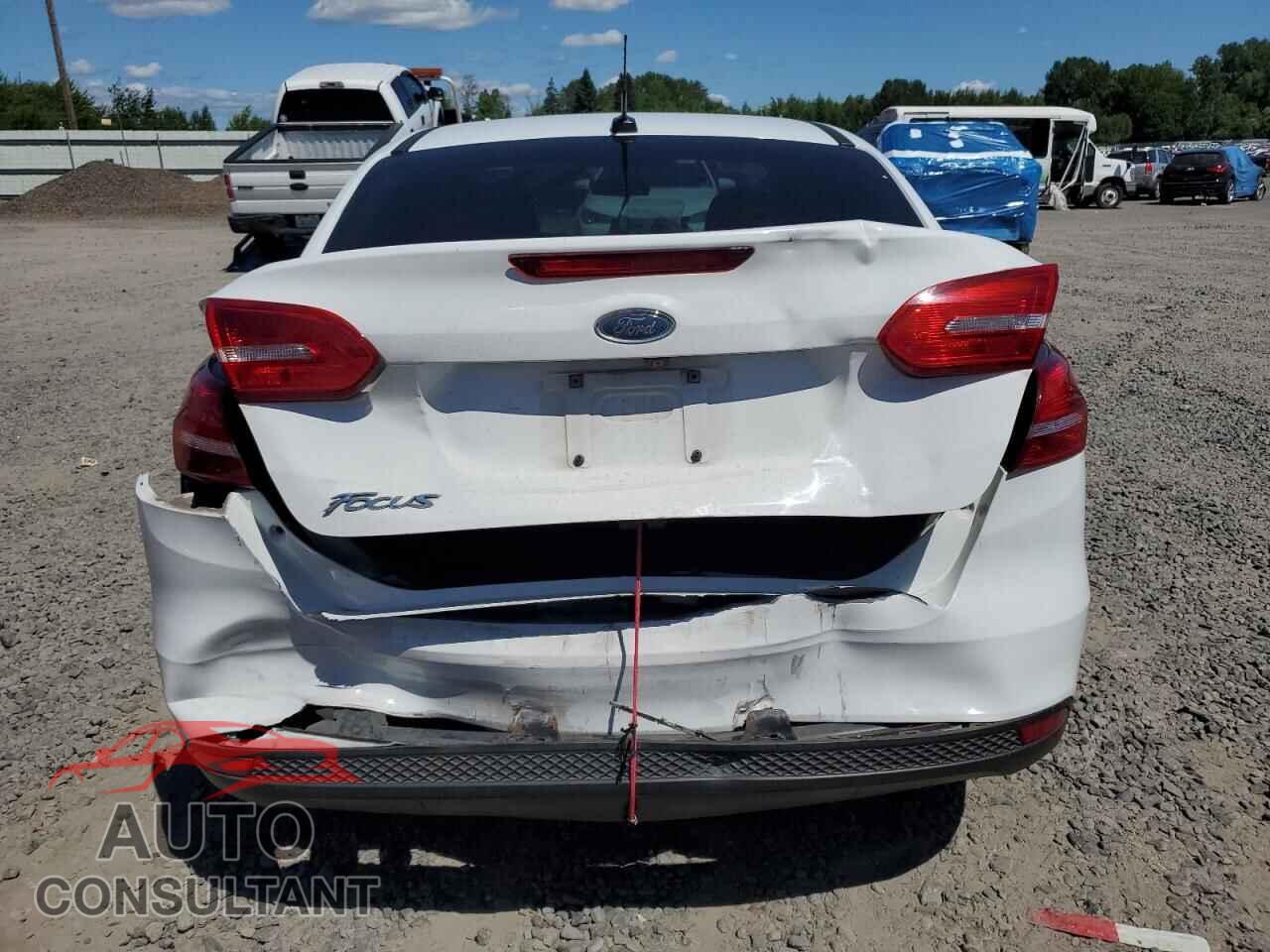 FORD FOCUS 2016 - 1FADP3E27GL339328