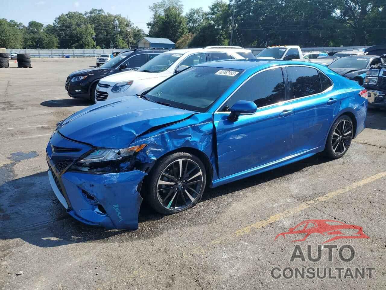 TOYOTA CAMRY 2018 - 4T1B61HKXJU035024