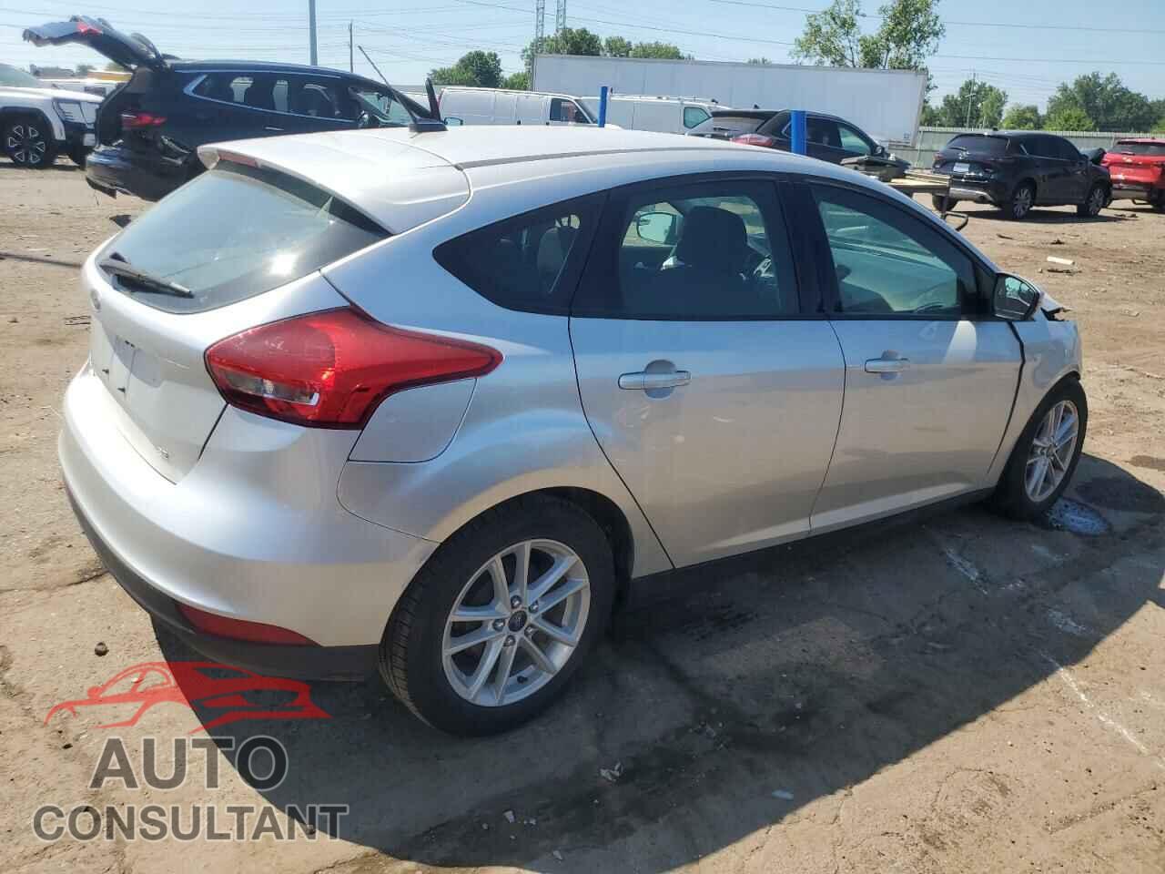 FORD FOCUS 2018 - 1FADP3K27JL310620