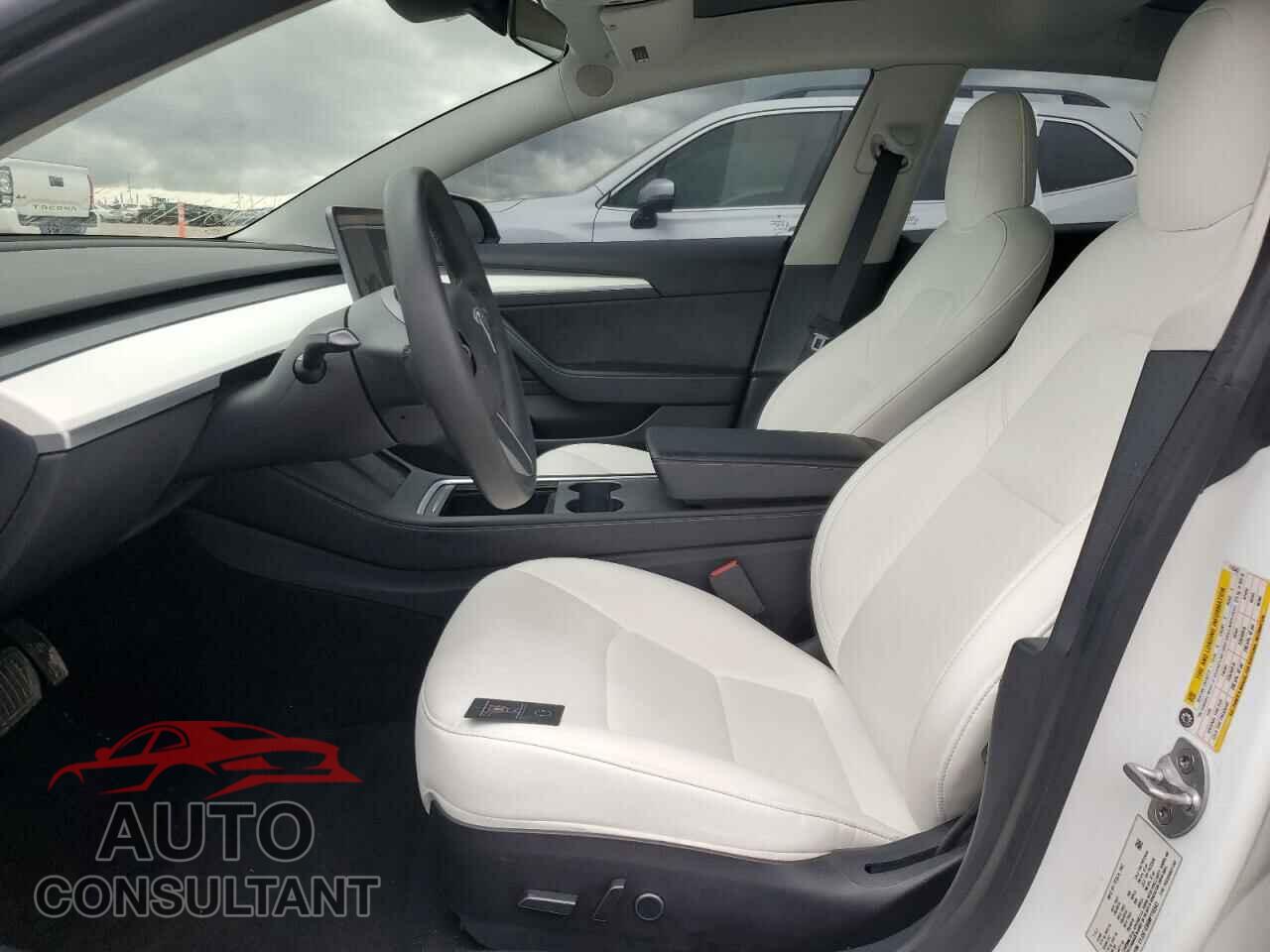 TESLA MODEL 3 2022 - 5YJ3E1EB9NF110343