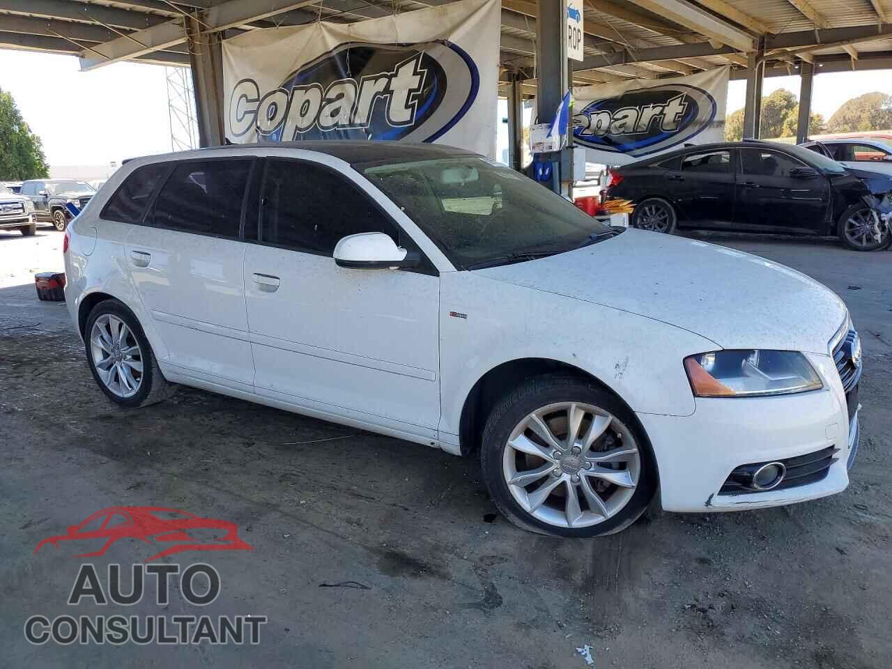 AUDI A3 2012 - WAUBEAFM0CA088618