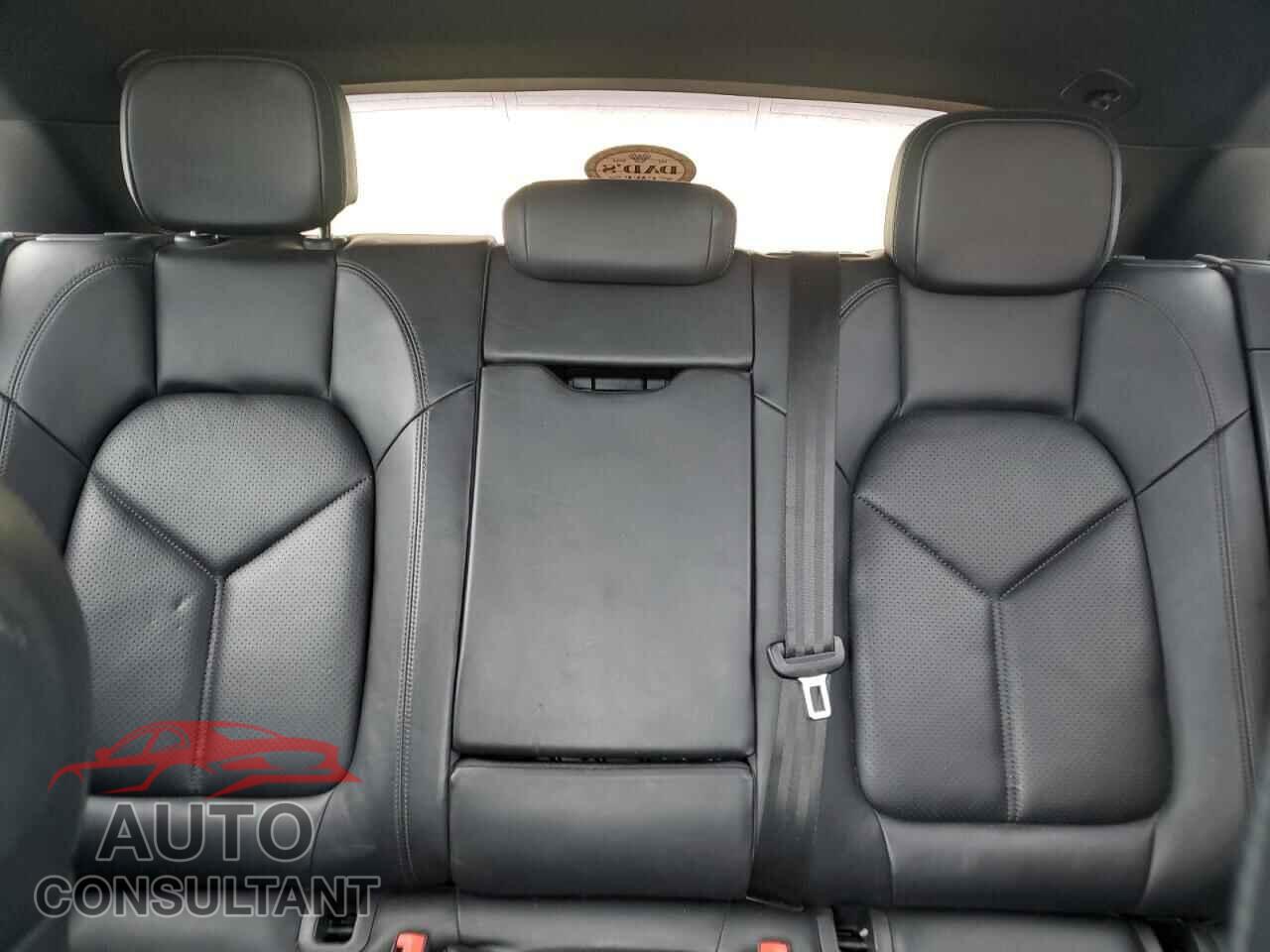 PORSCHE MACAN 2016 - WP1AB2A55GLB50679