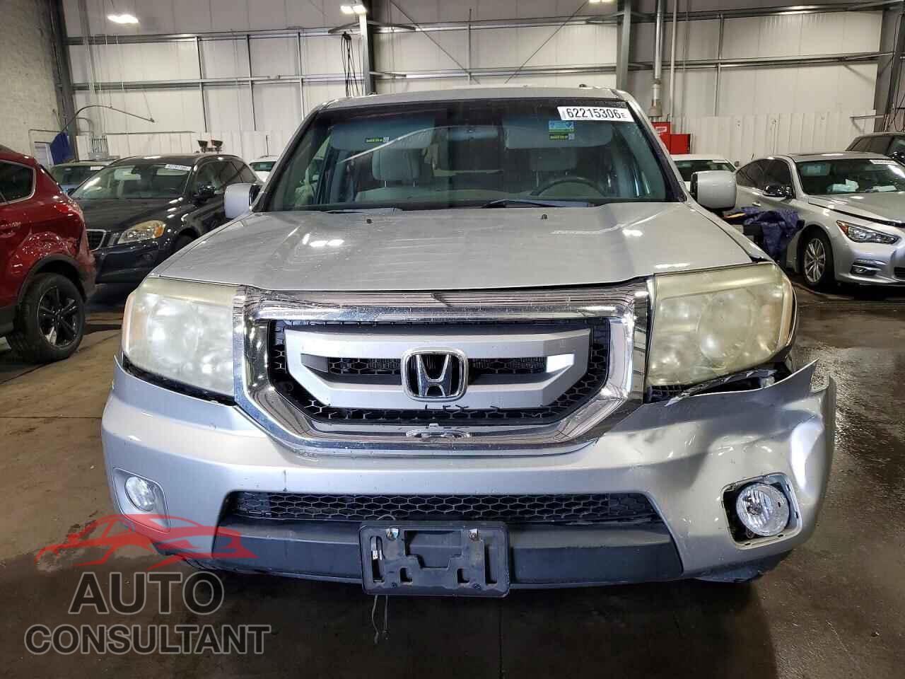 HONDA PILOT 2011 - 5FNYF4H40BB013979