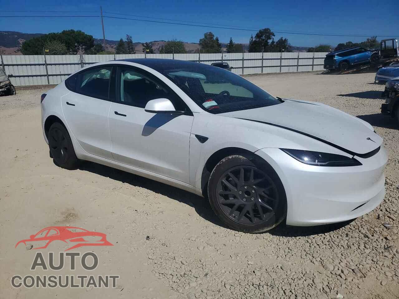 TESLA MODEL 3 2026 - 5YJ3E1EA2TF131216