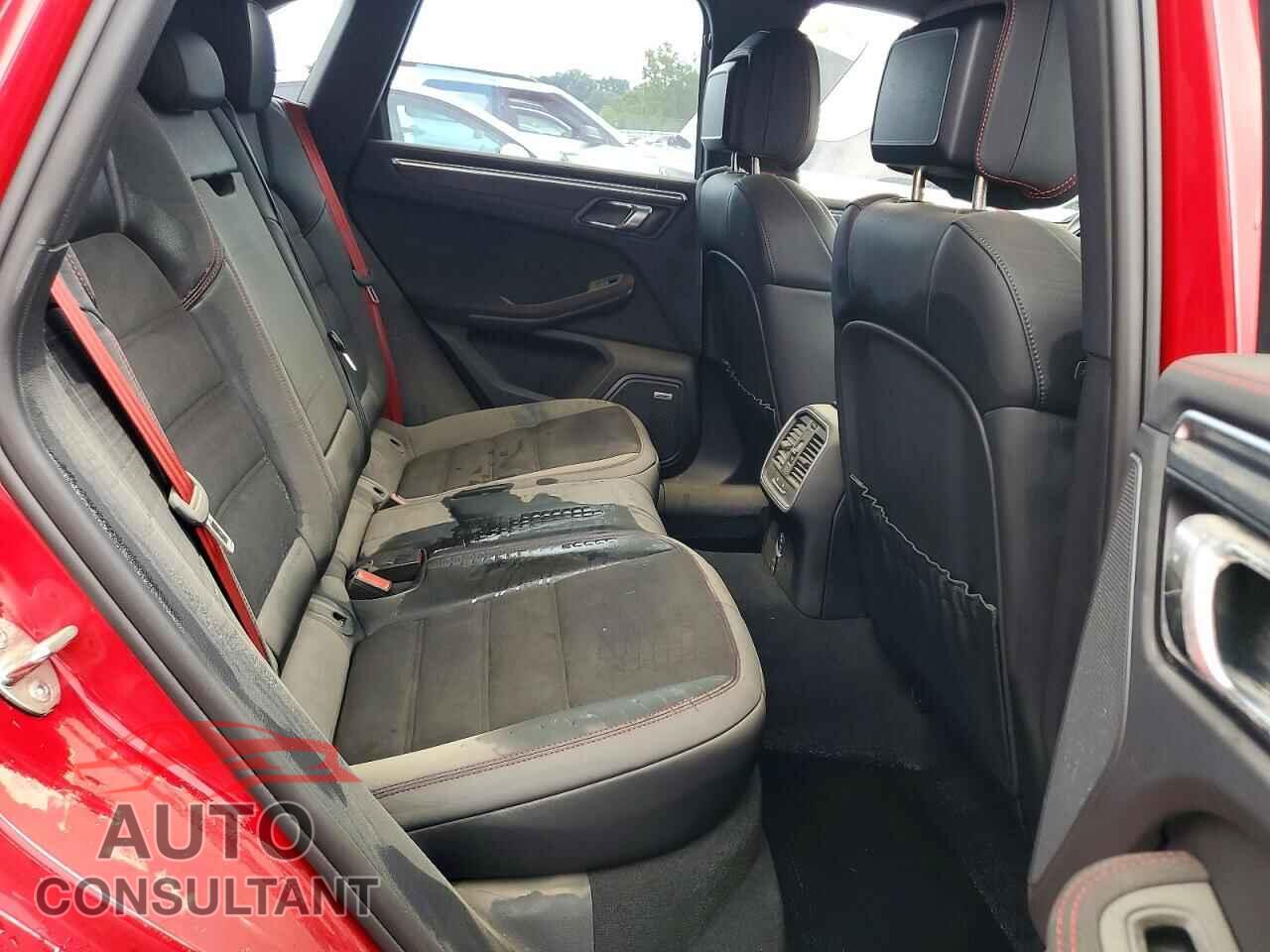 PORSCHE MACAN 2022 - WP1AF2A51NLB30530