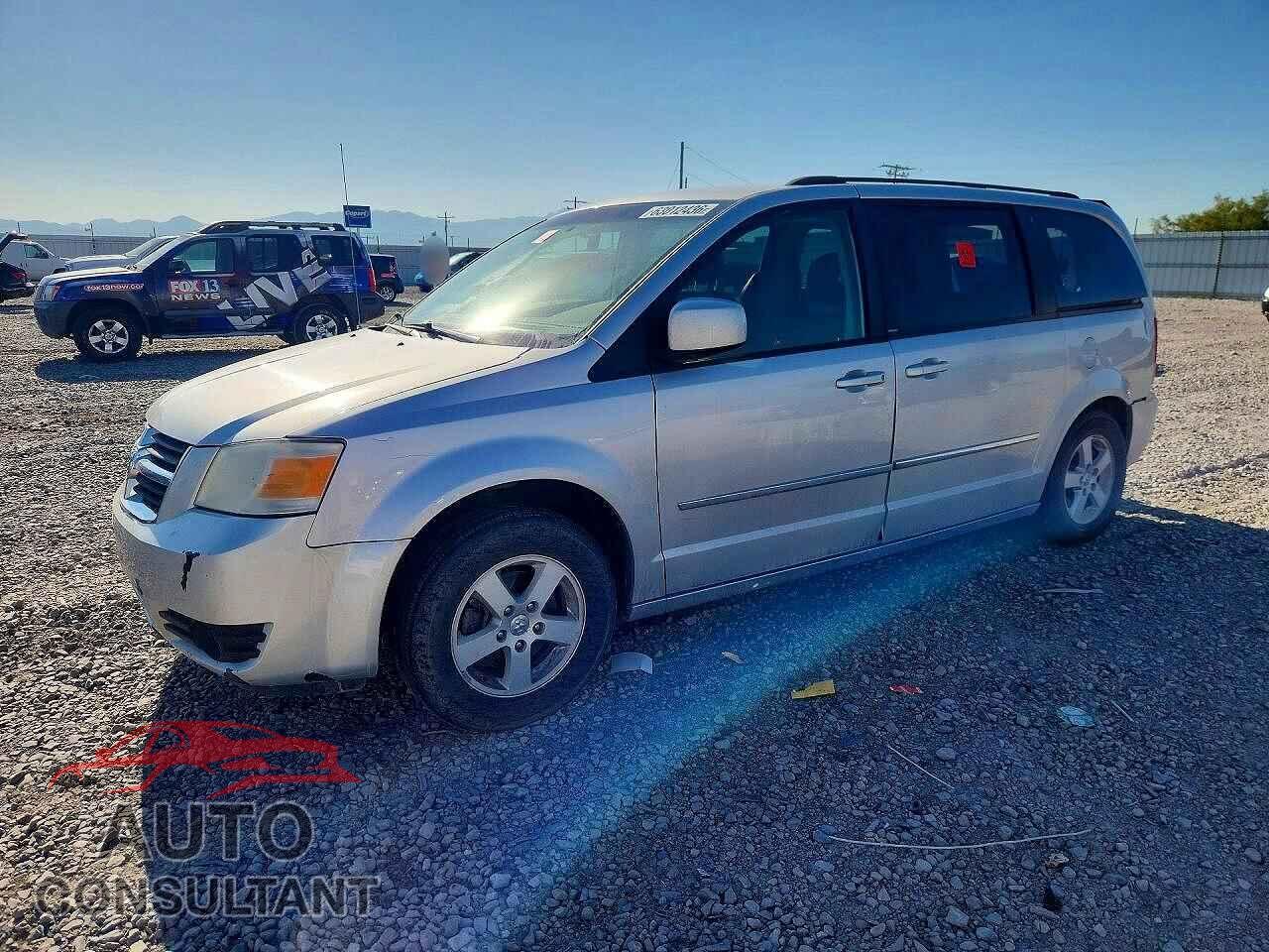 DODGE CARAVAN 2010 - 2D4RN5D16AR458595