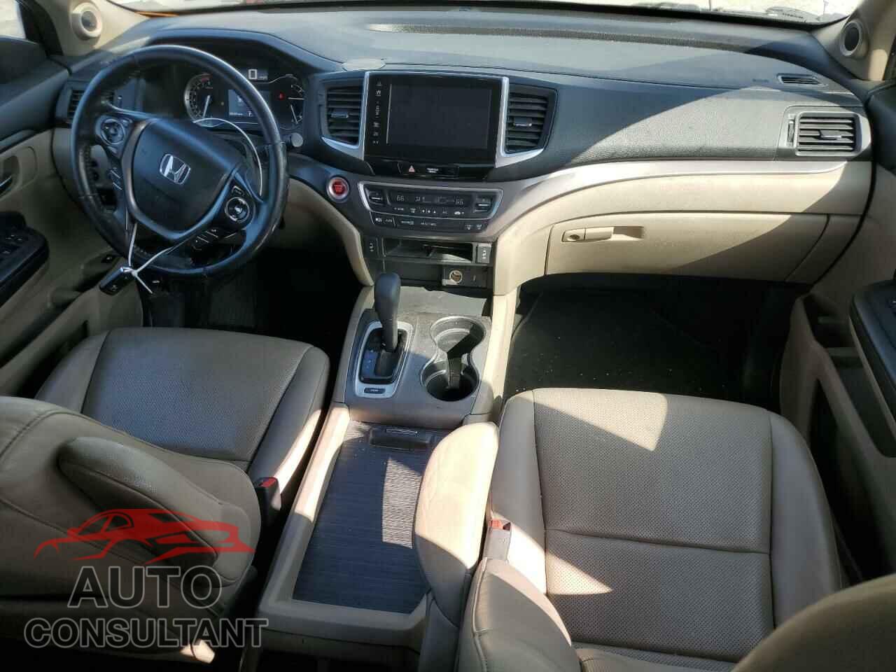 HONDA RIDGELINE 2017 - 5FPYK2F65HB011097