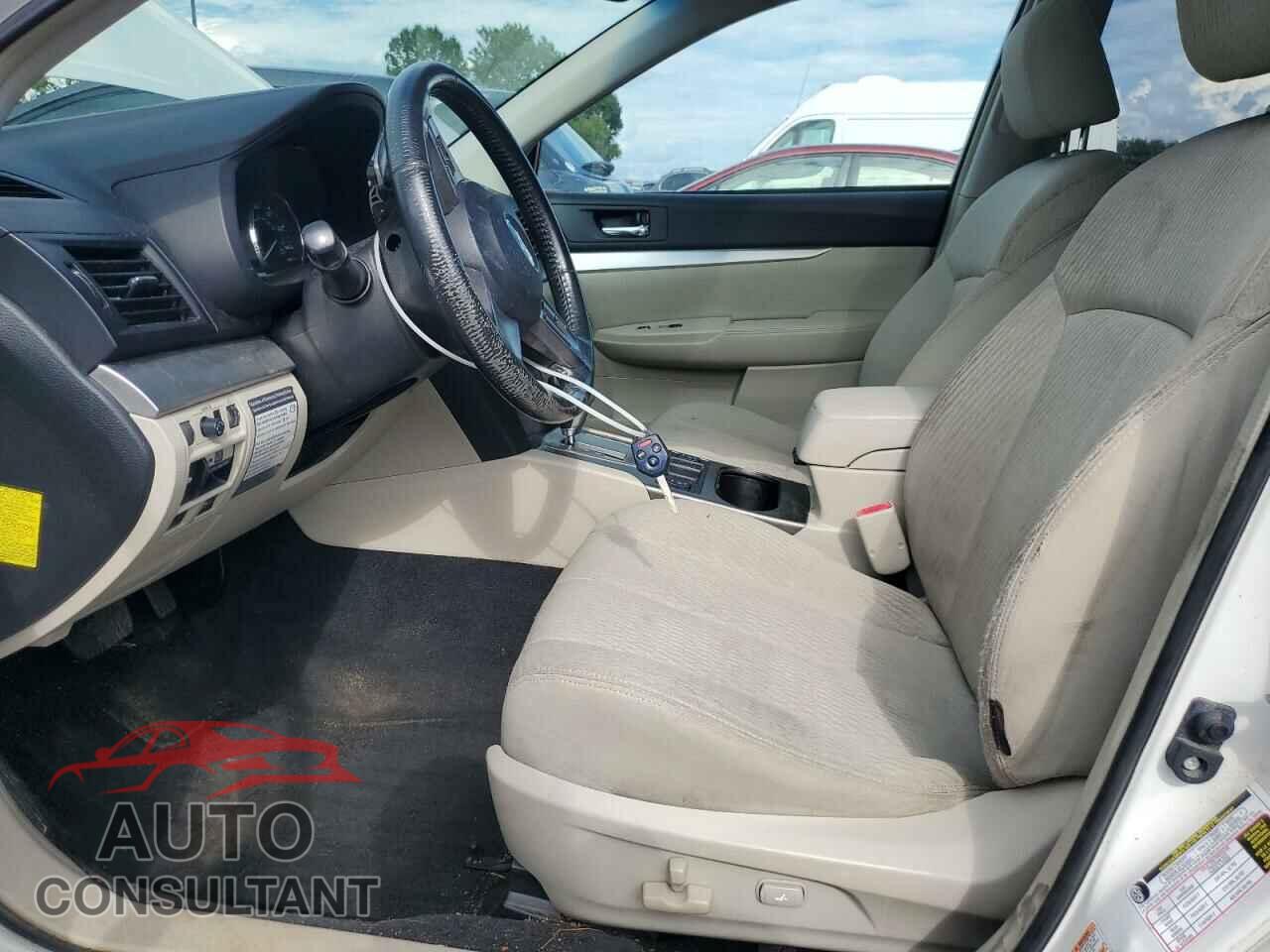 SUBARU OUTBACK 2011 - 4S4BRBGC7B3342827