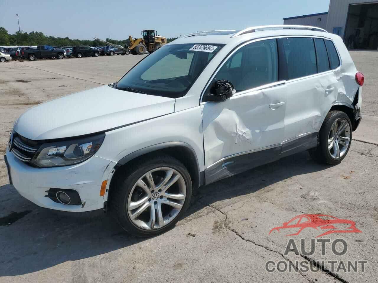 VOLKSWAGEN TIGUAN 2016 - WVGBV7AX6GW545525
