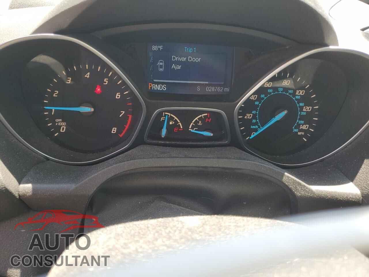 FORD ESCAPE 2015 - 1FMCU0GX1FUC86877