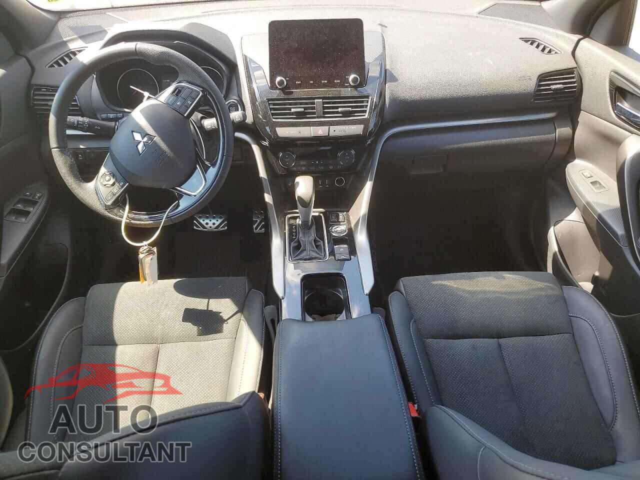 MITSUBISHI ECLIPSE 2025 - JA4ATWAA7SZ048187