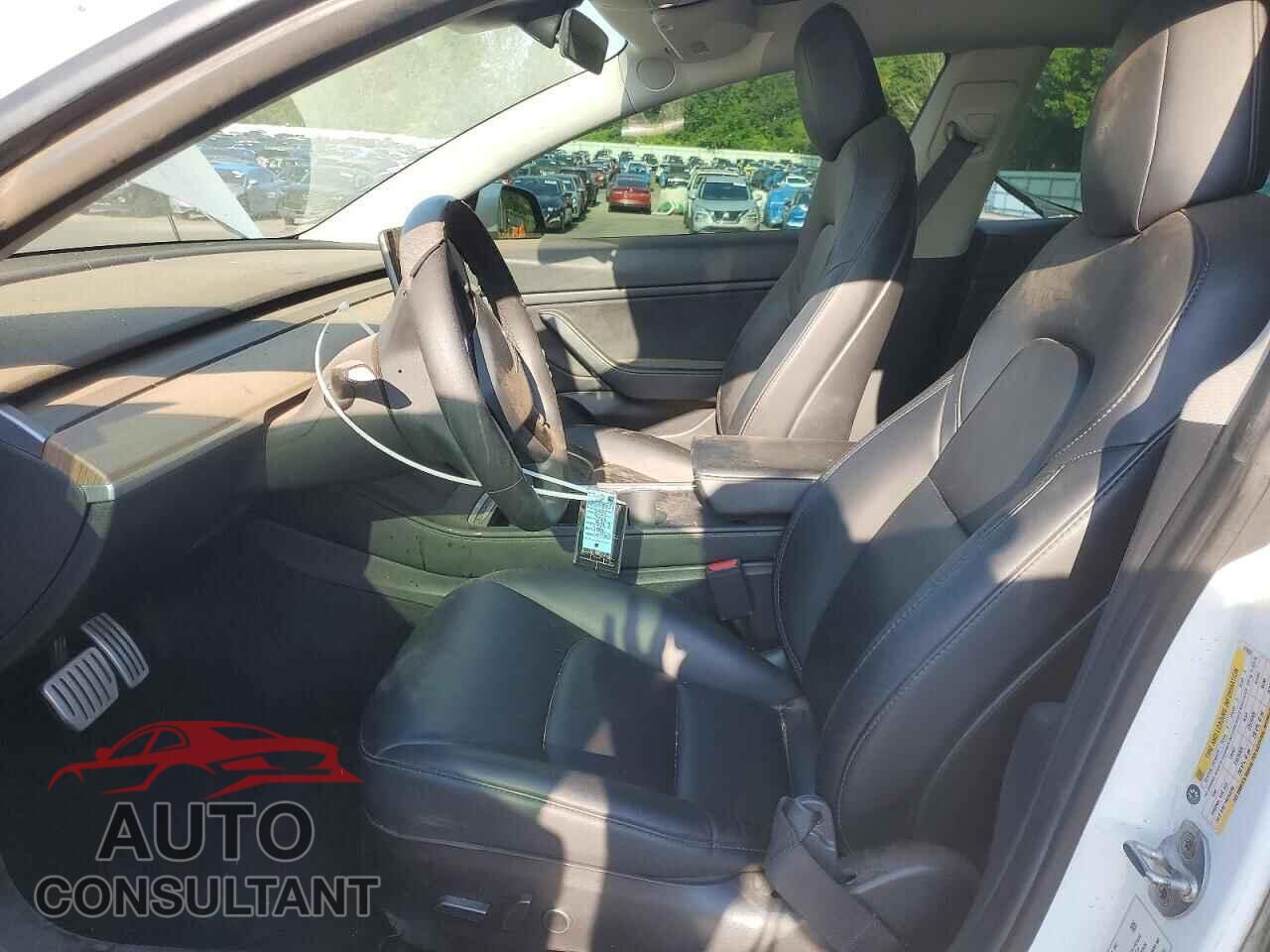 TESLA MODEL 3 2021 - 5YJ3E1EC2MF850887