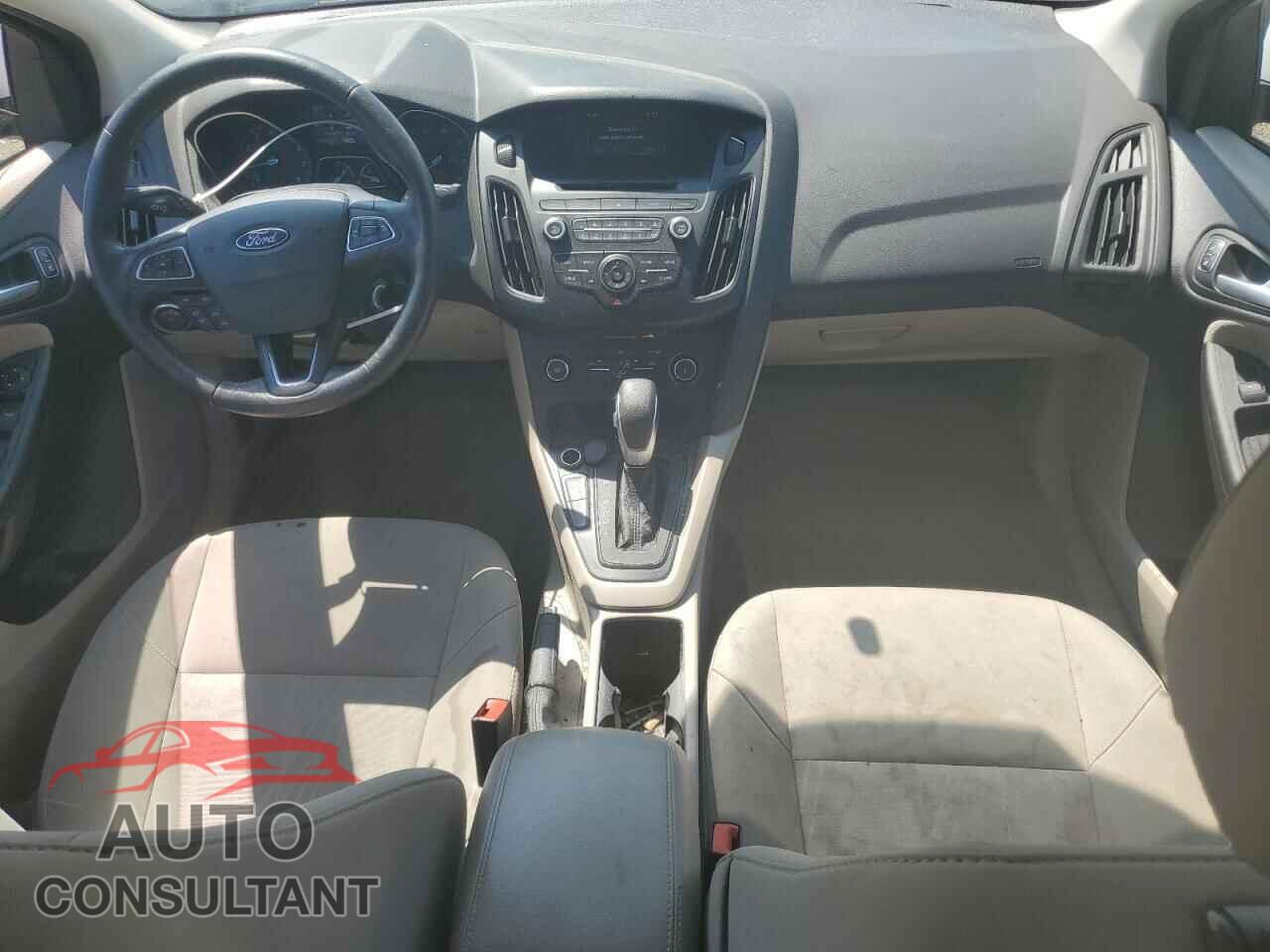 FORD FOCUS 2017 - 1FADP3F29HL262767