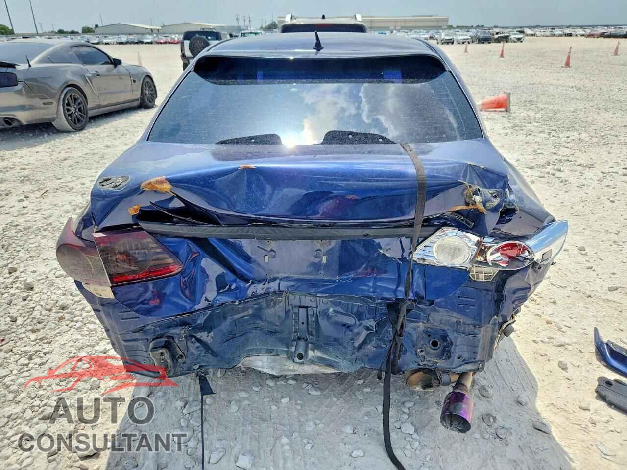 TOYOTA COROLLA 2011 - 2T1BU4EE3BC596092