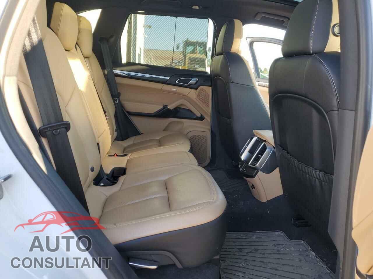 PORSCHE CAYENNE 2016 - WP1AE2A20GLA59042