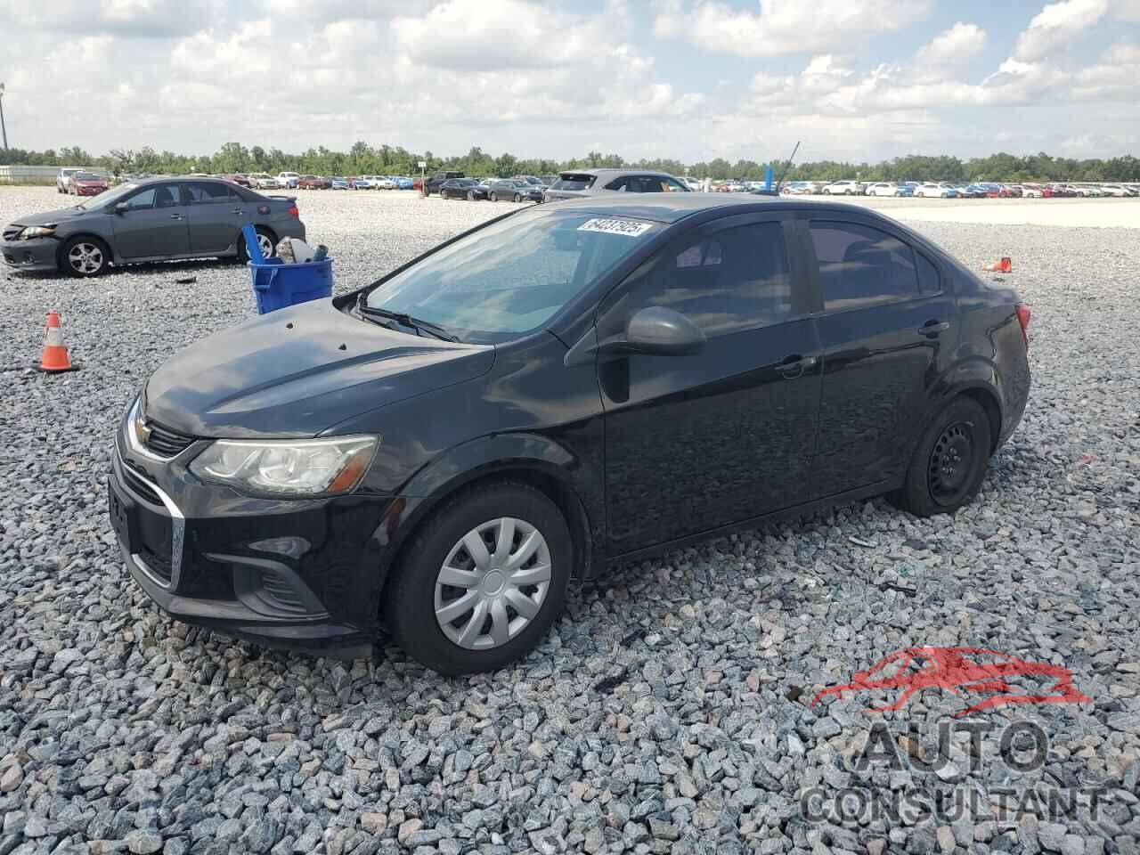 CHEVROLET SONIC 2017 - 1G1JB5SG4H4157906
