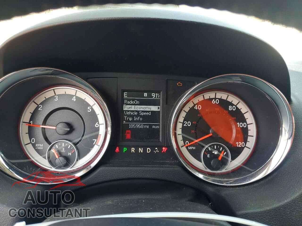 DODGE CARAVAN 2011 - 2D4RN5DG7BR672663