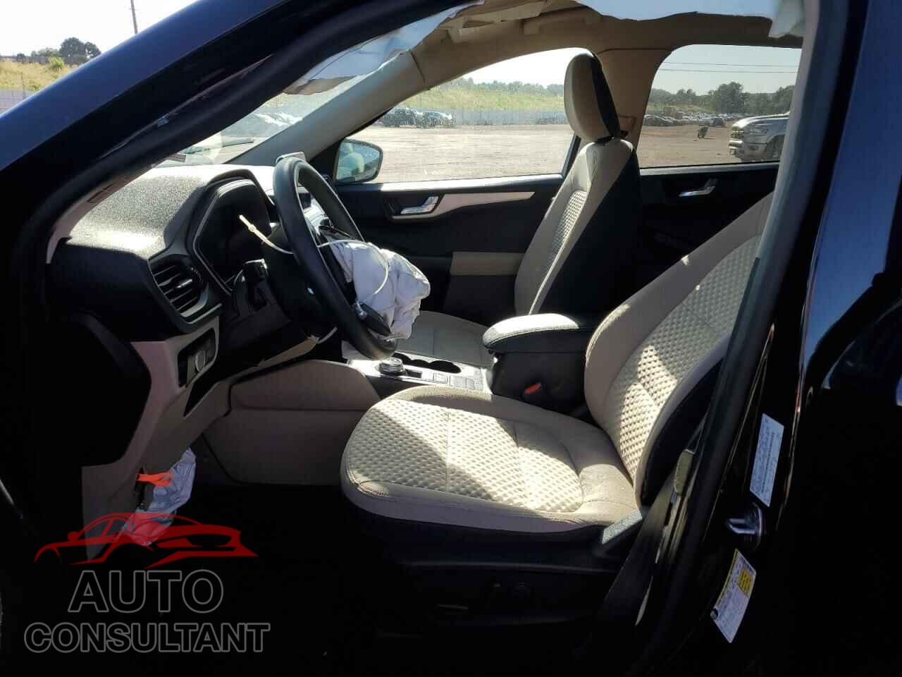 FORD ESCAPE 2020 - 1FMCU9G65LUA14324