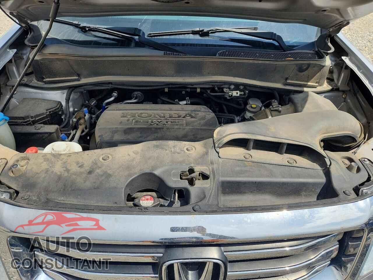 HONDA PILOT 2015 - 5FNYF4H25FB042995