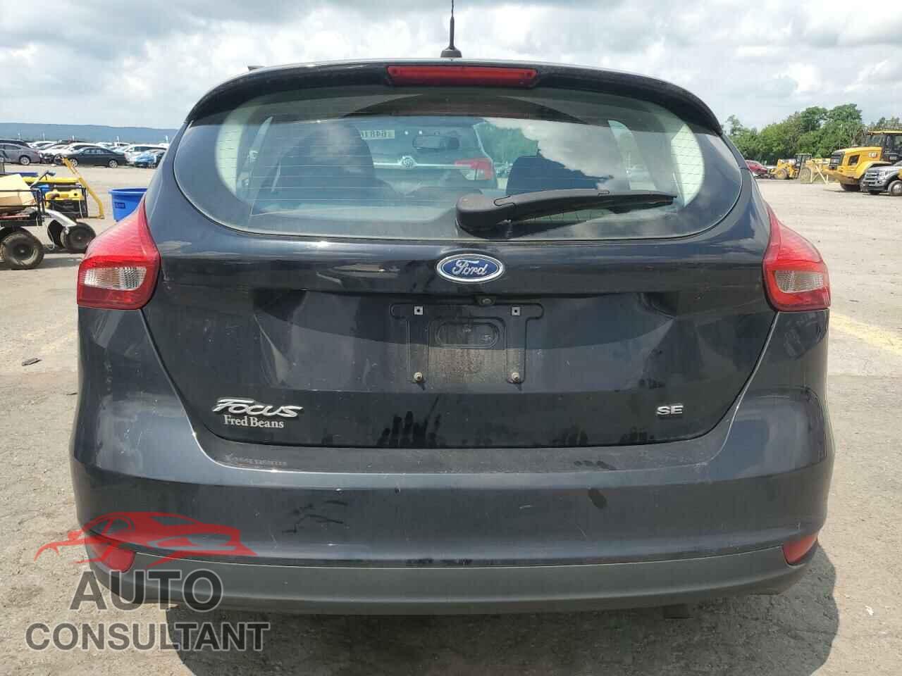 FORD FOCUS 2016 - 1FADP3K21GL279356
