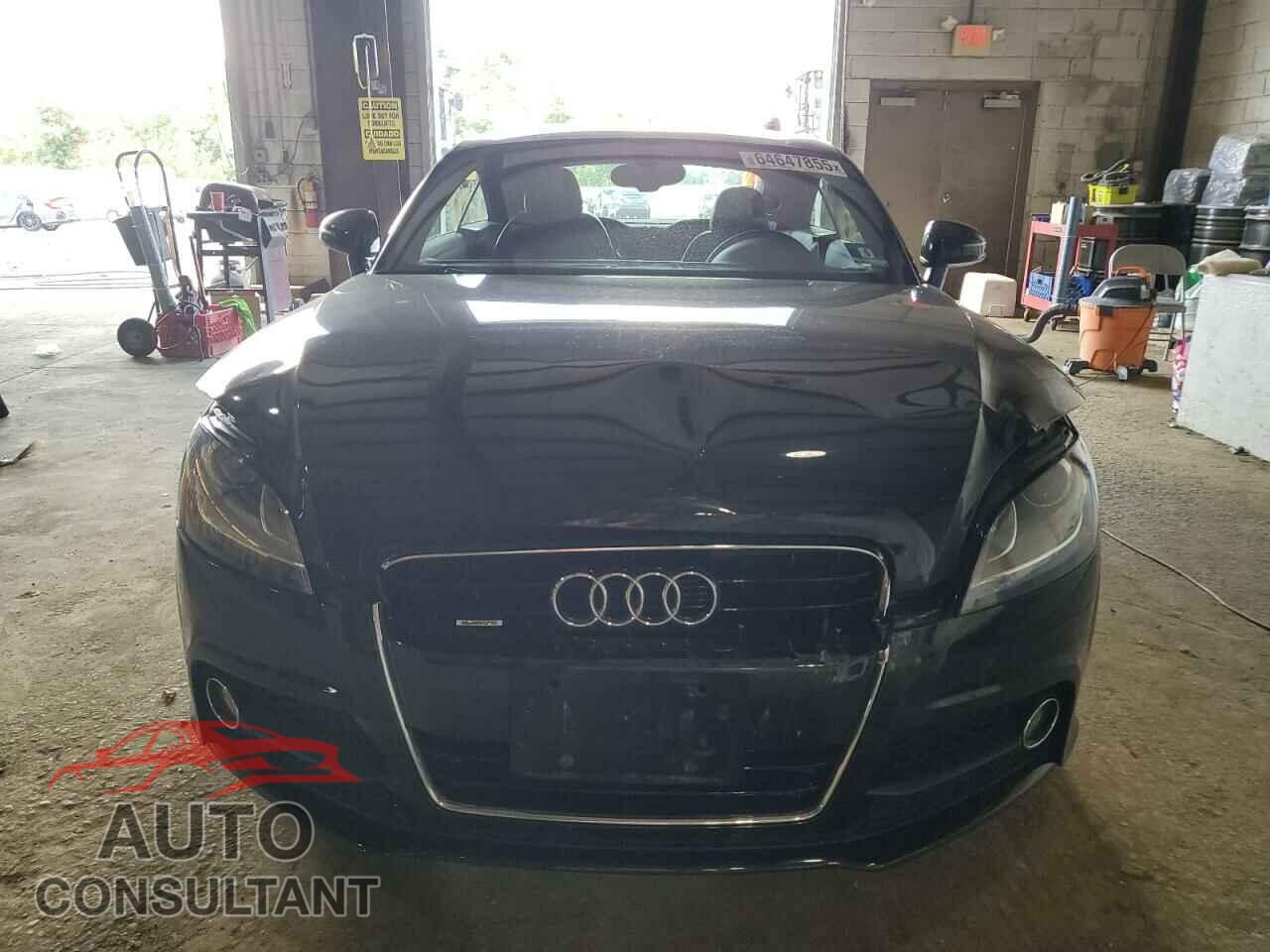 AUDI TT 2014 - TRUBFAFK5E1009399