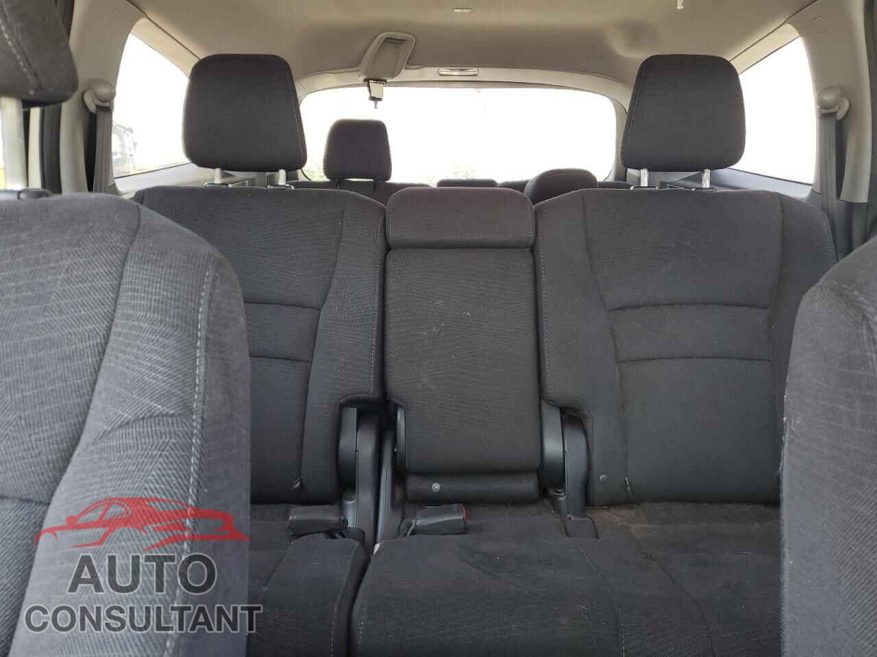 HONDA PILOT 2017 - 5FNYF6H1XHB044666