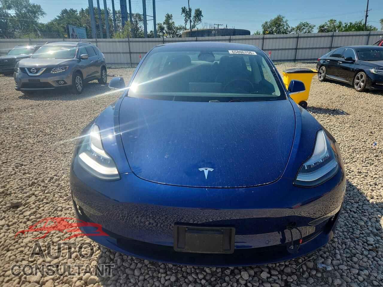 TESLA MODEL 3 2018 - 5YJ3E1EB9JF092128