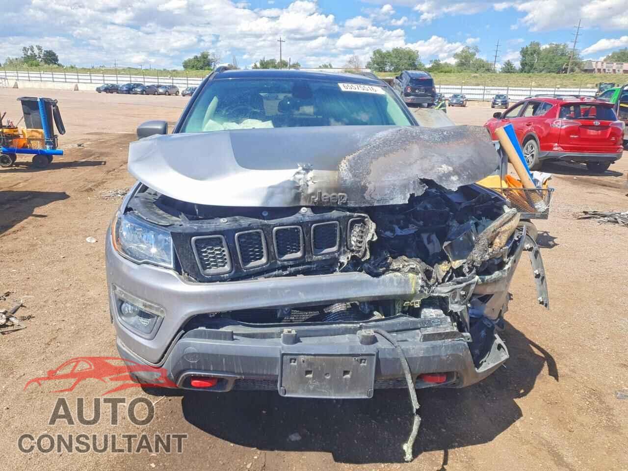 JEEP COMPASS 2017 - 3C4NJDDB8HT635116