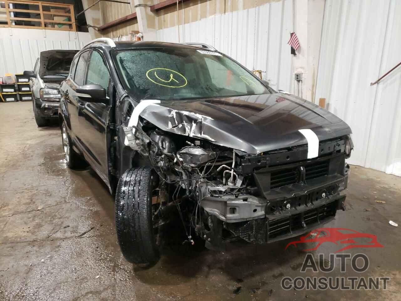 FORD ESCAPE 2019 - 1FMCU9J99KUC33319