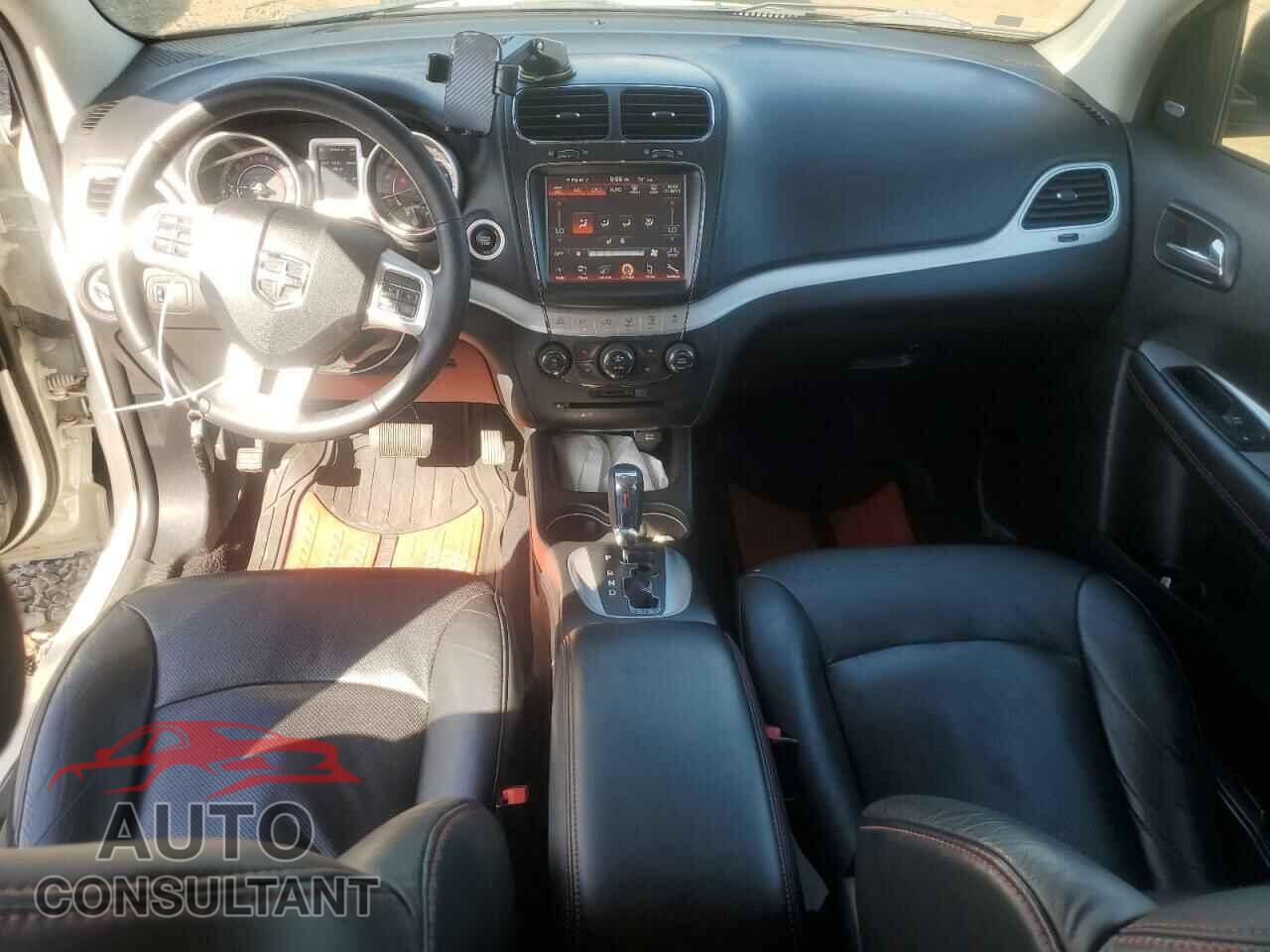 DODGE JOURNEY 2017 - 3C4PDDEG2HT587929