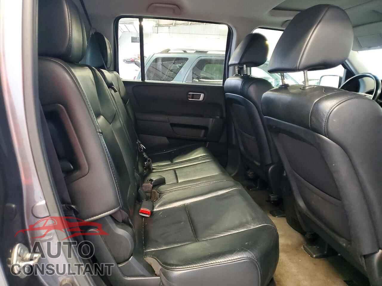 HONDA PILOT 2013 - 5FNYF4H72DB019795