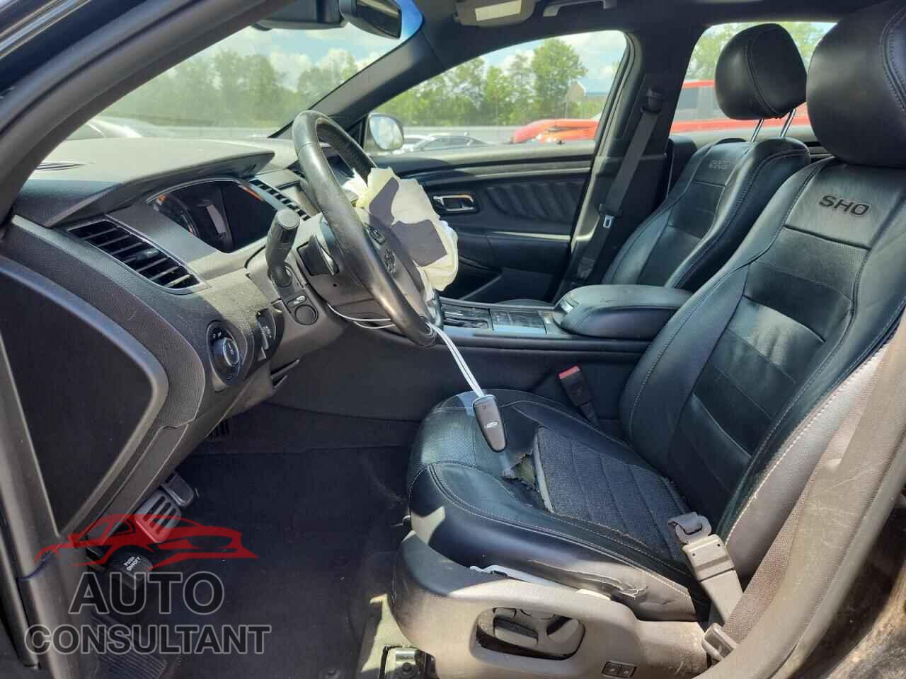 FORD TAURUS 2013 - 1FAHP2KT3DG107631
