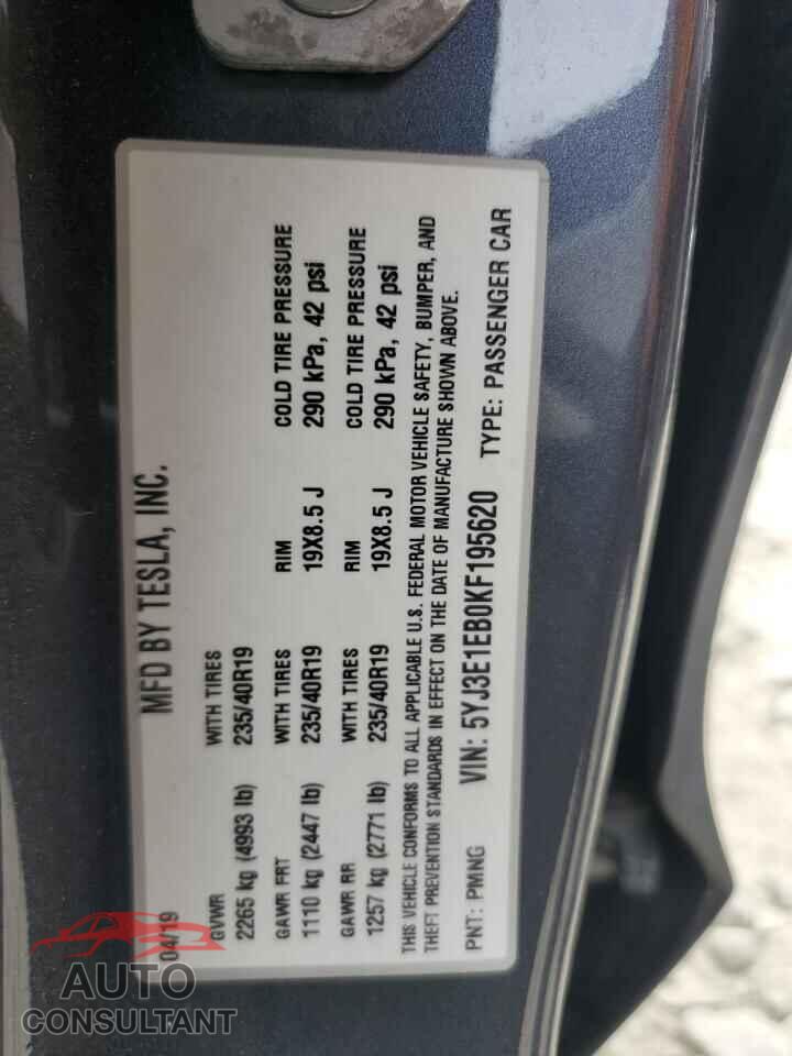TESLA MODEL 3 2019 - 5YJ3E1EB0KF195620