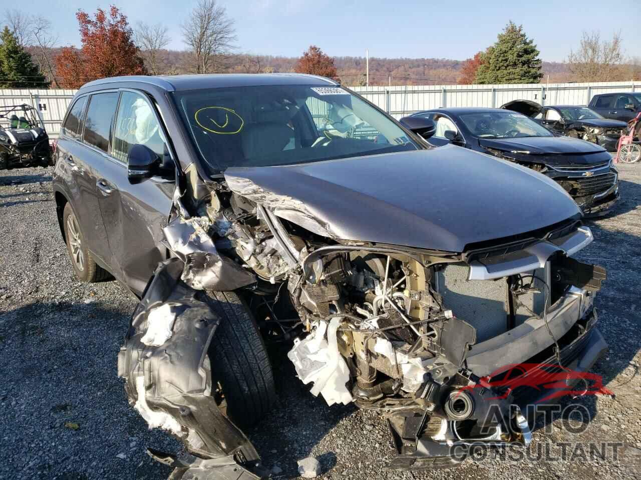 TOYOTA HIGHLANDER 2019 - 5TDJZRFH6KS627622