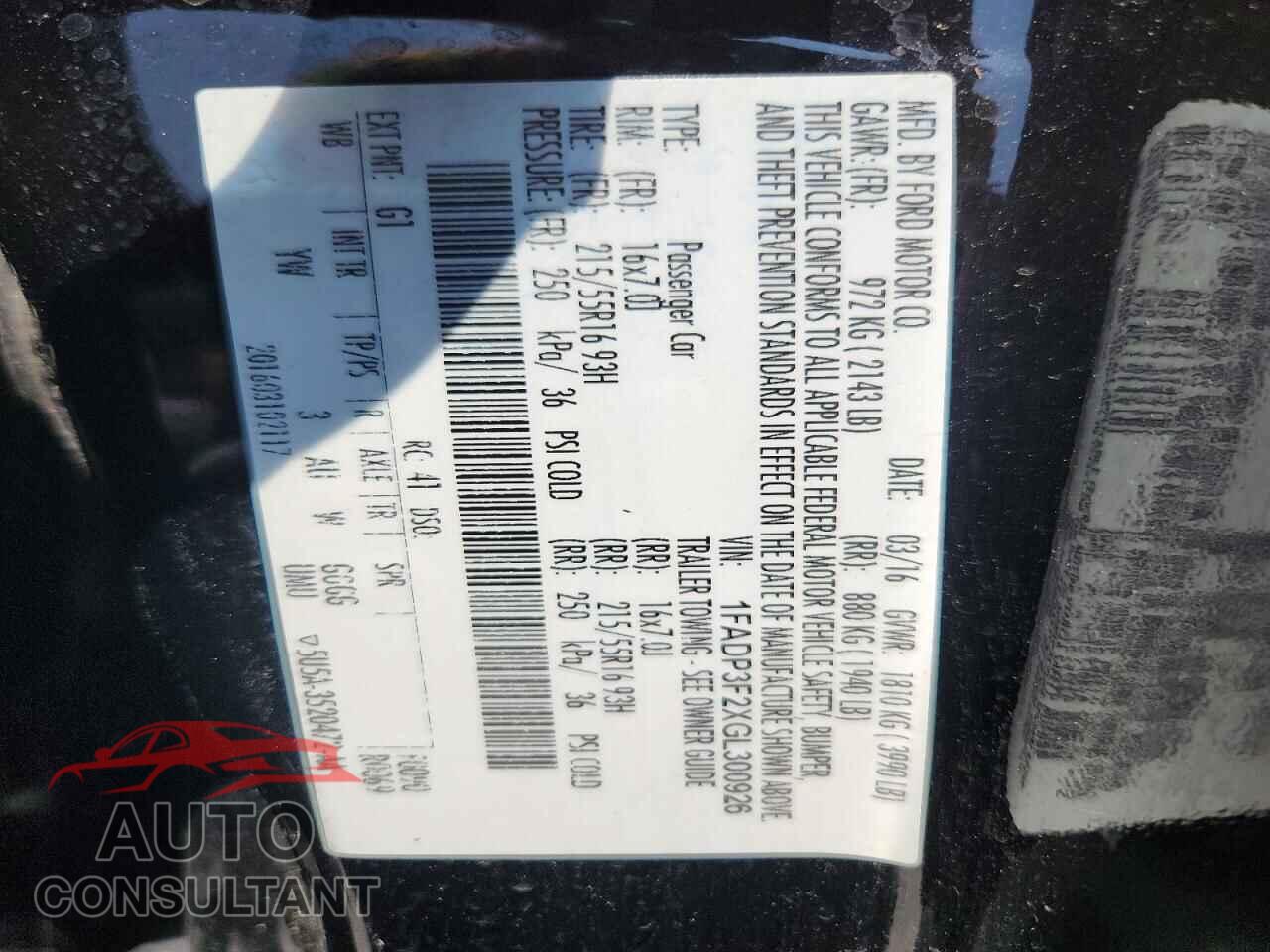 FORD FOCUS 2016 - 1FADP3F2XGL300926