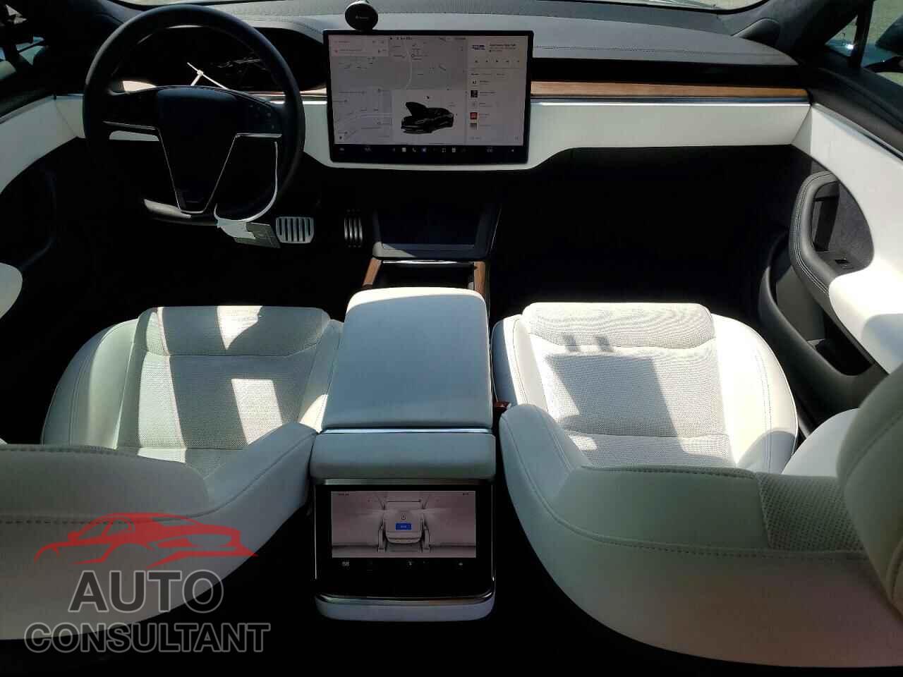 TESLA MODEL S 2021 - 5YJSA1E5XMF451993