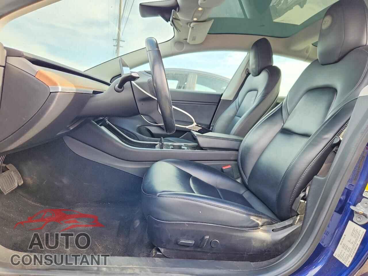TESLA MODEL 3 2019 - 5YJ3E1EA5KF411663