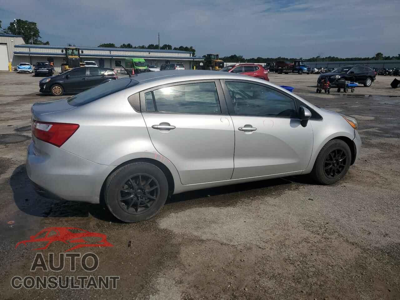 KIA RIO 2013 - KNADM4A38D6138147