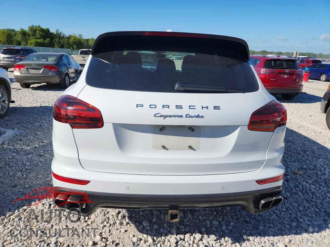 PORSCHE CAYENNE 2015 - WP1AC2A21FLA80731