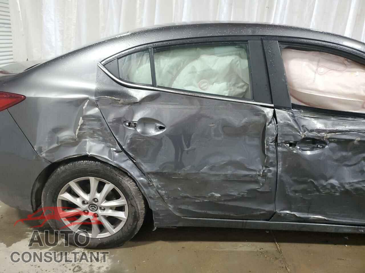 MAZDA 3 2017 - 3MZBN1U73HM156109