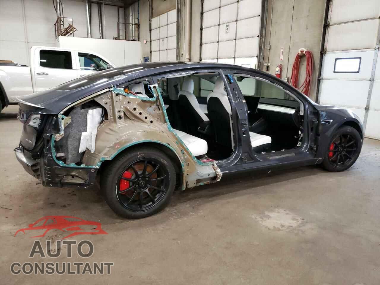 TESLA MODEL 3 2018 - 5YJ3E1EB0JF074438