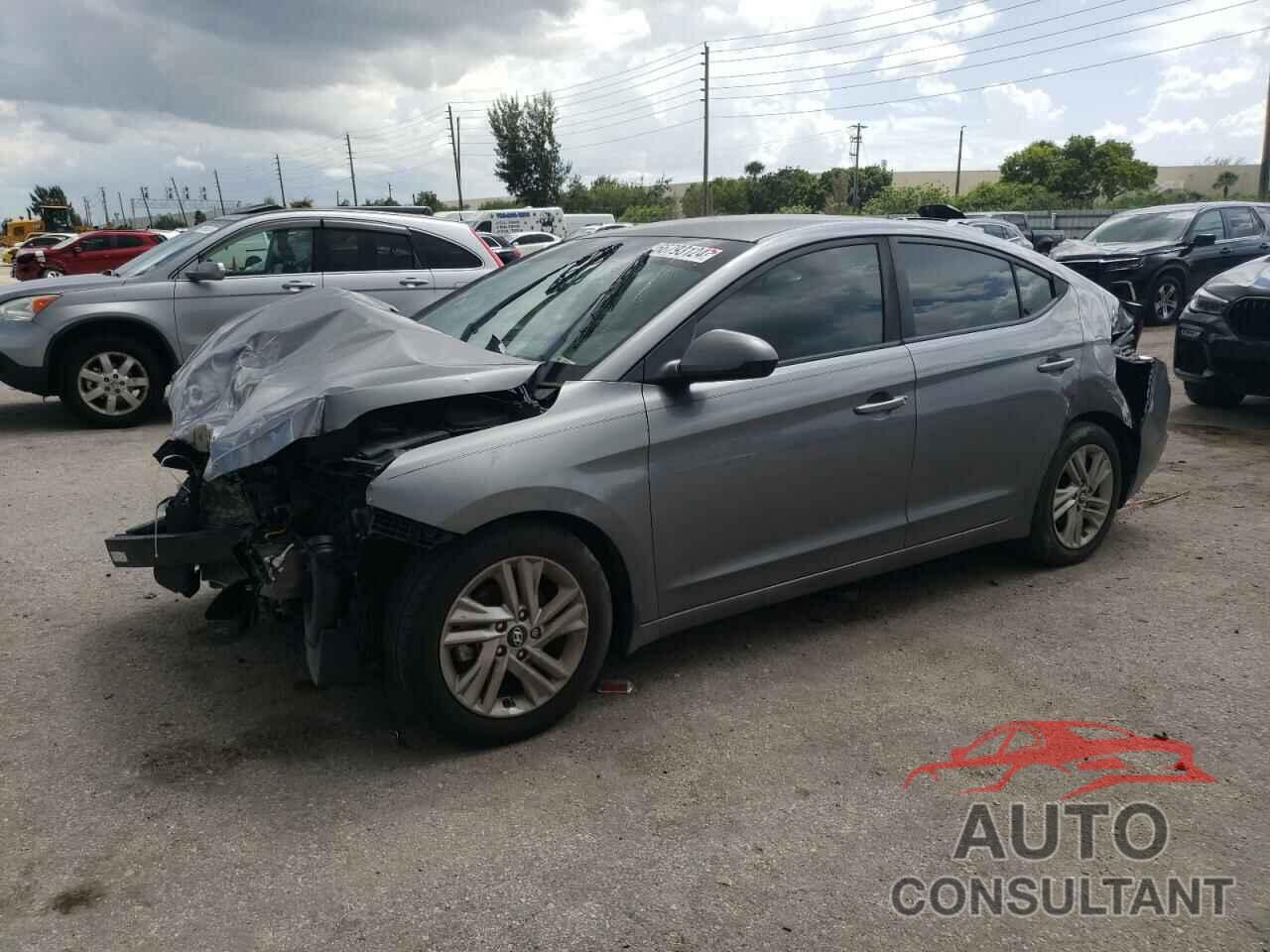 HYUNDAI ELANTRA 2019 - 5NPD84LF9KH417656