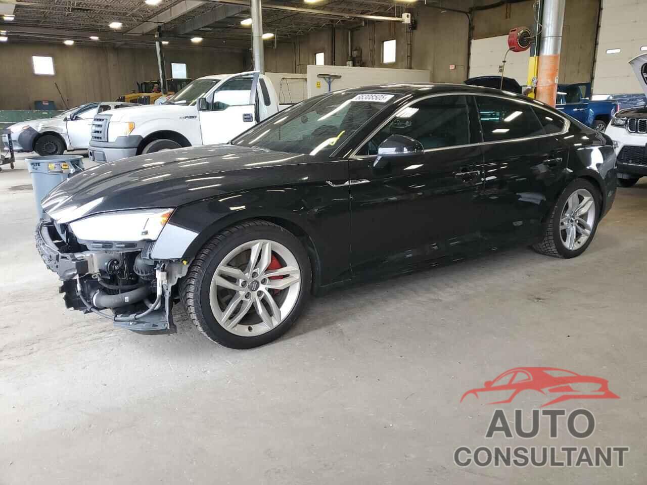 AUDI A5 2019 - WAUANCF52KA075156