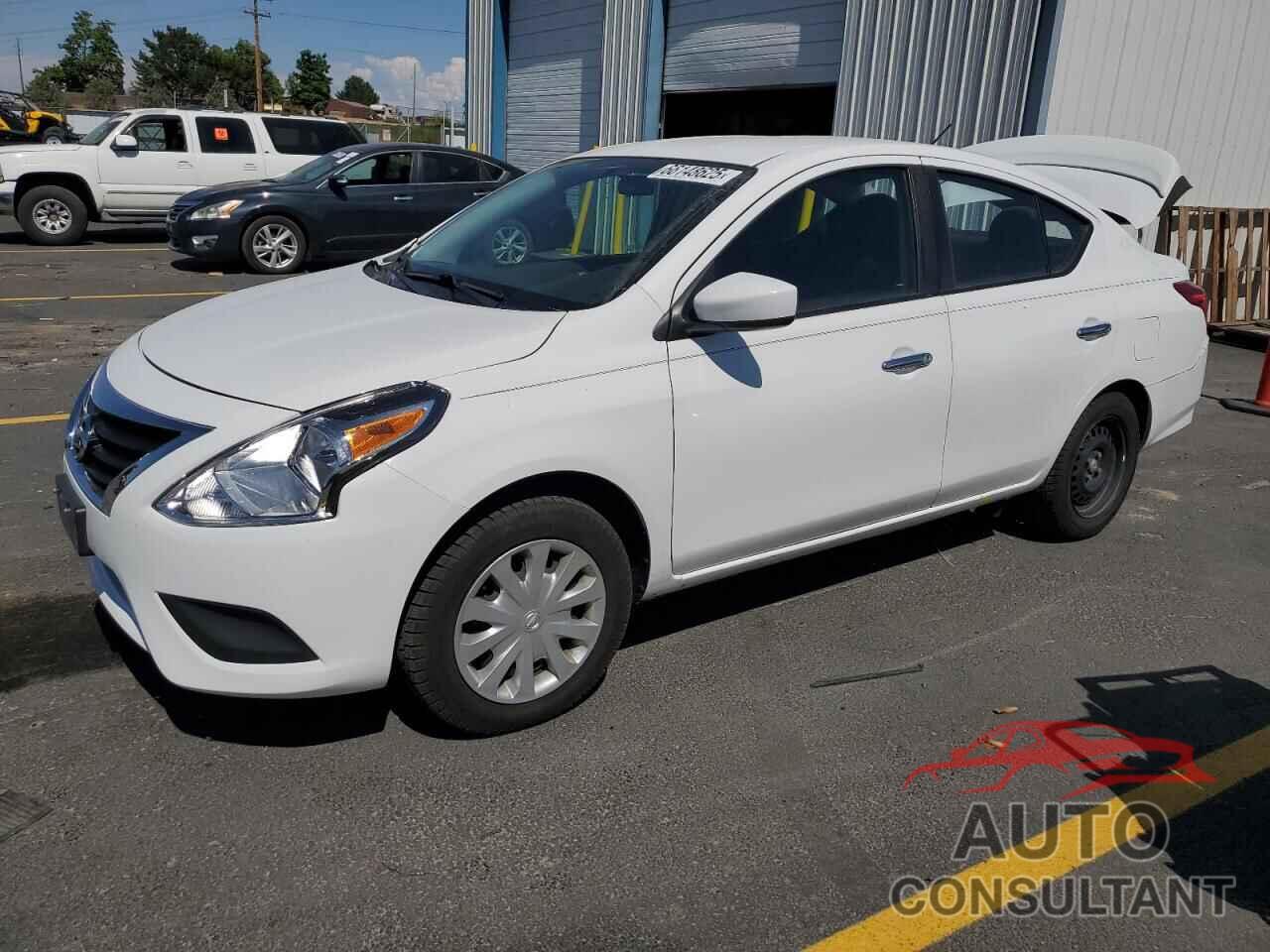 NISSAN VERSA 2019 - 3N1CN7AP7KL869691