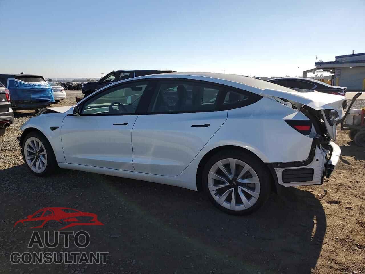 TESLA MODEL 3 2022 - 5YJ3E1EA5NF295756
