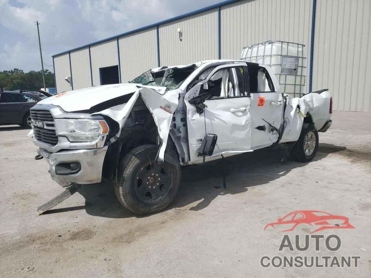 DODGE All Models 2022 - 3C6UR5DL4MG607861