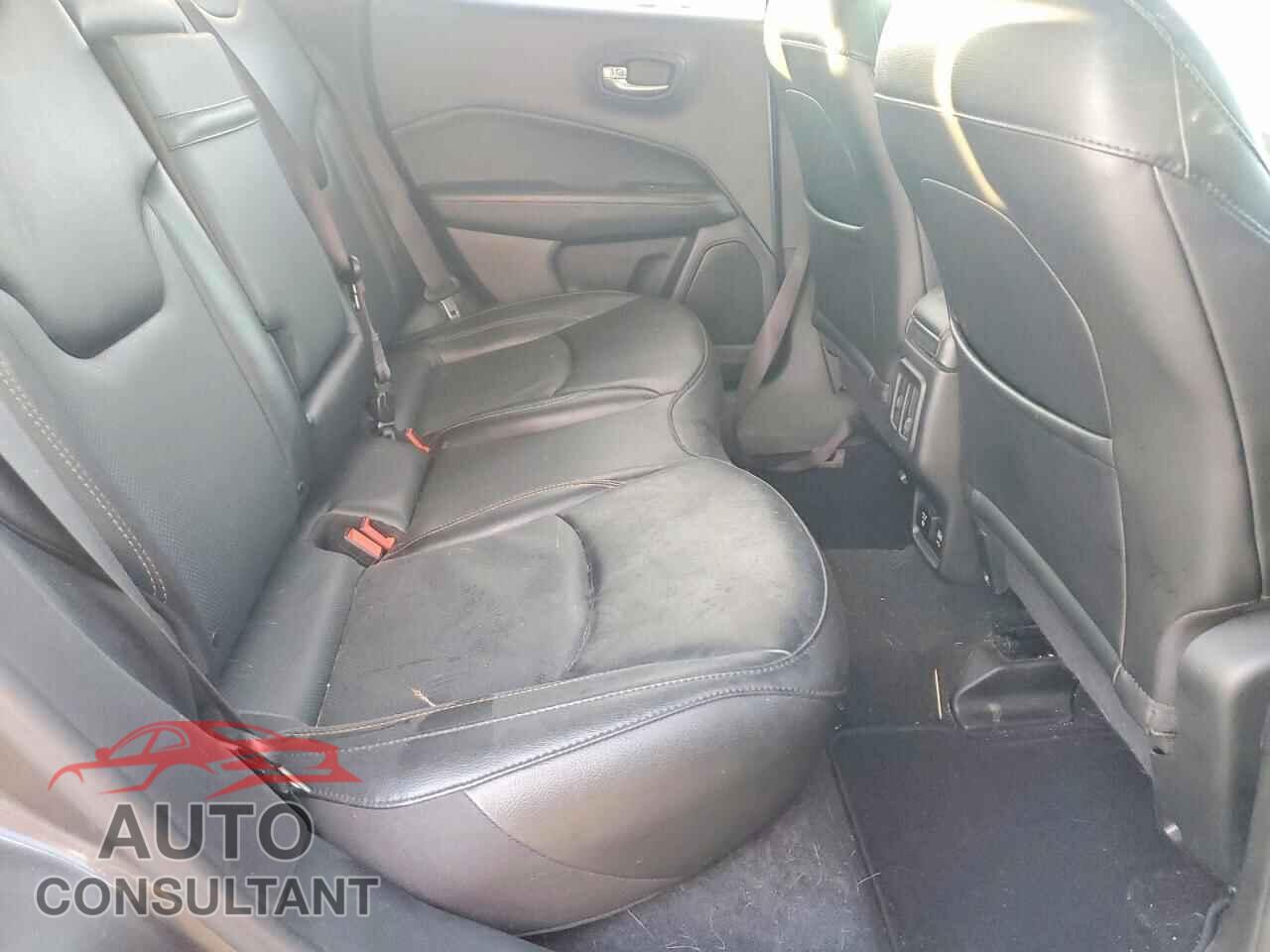 JEEP COMPASS 2019 - 3C4NJDCB2KT843193