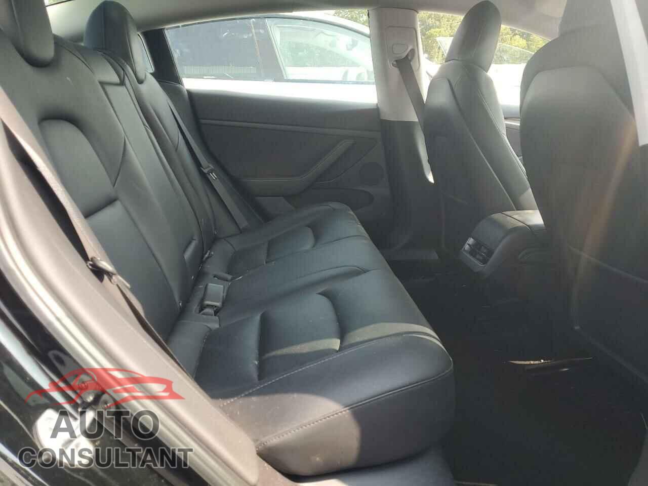 TESLA MODEL 3 2022 - 5YJ3E1EA0NF371173