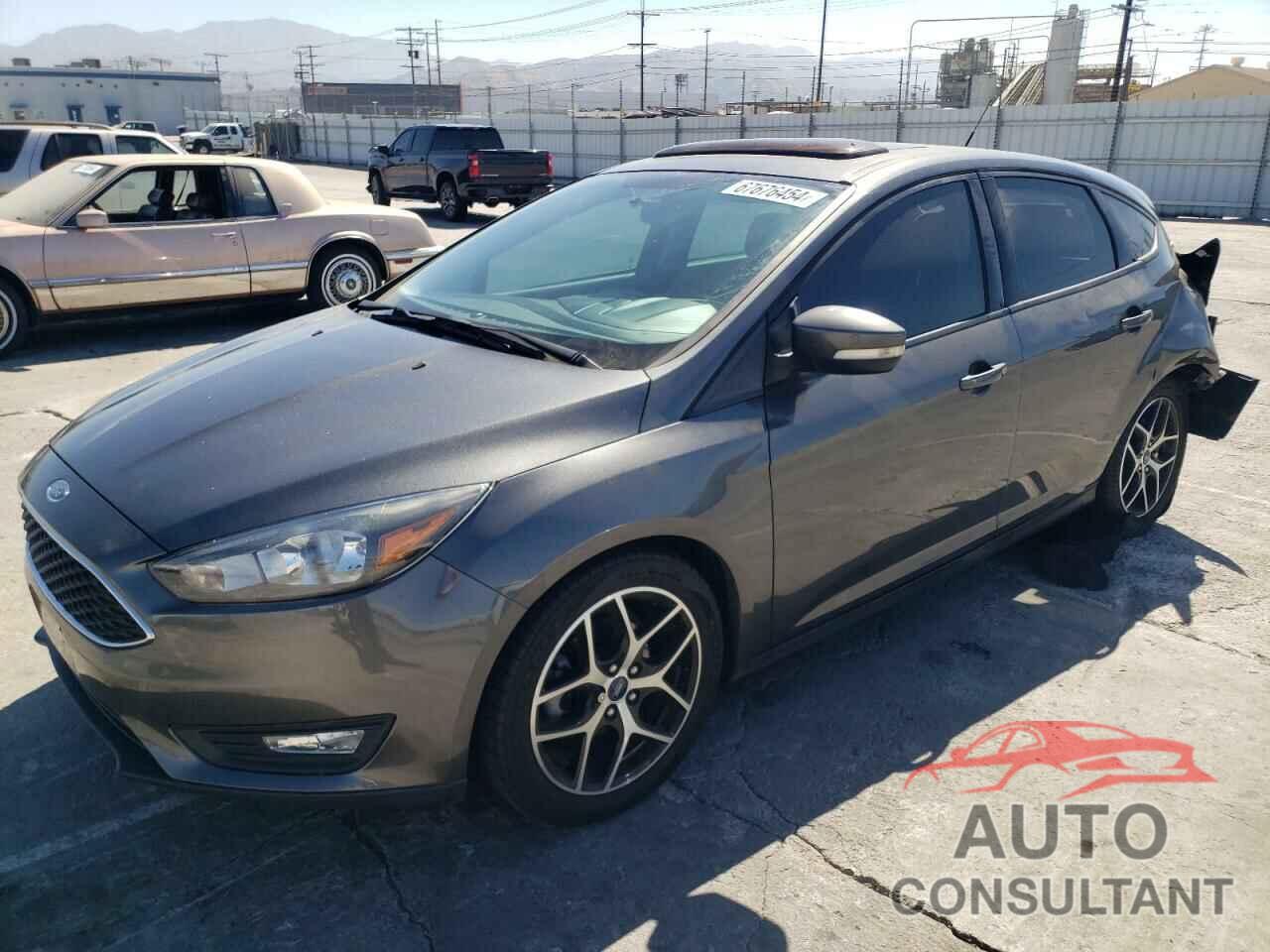 FORD FOCUS 2018 - 1FADP3M26JL293256