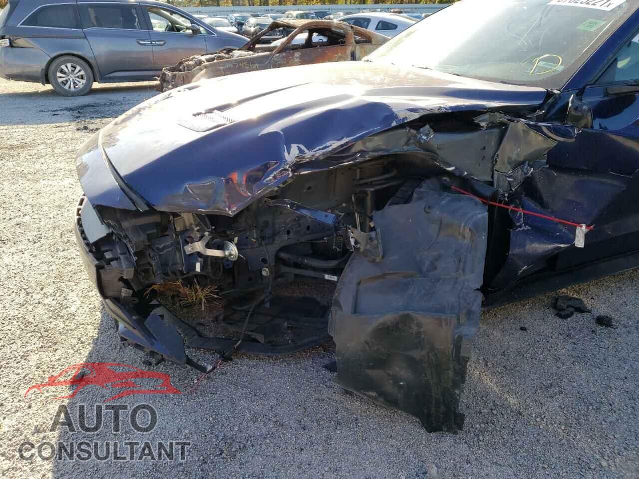 FORD MUSTANG 2018 - 1FA6P8TH7J5120636